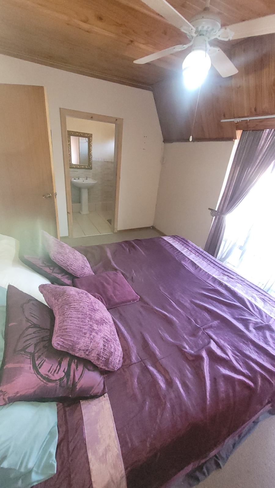 5 Bedroom Property for Sale in Wilkeville North West
